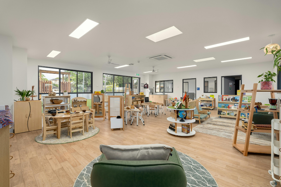 Daycare vs. In-Home Childcare in Lakeland: Which Is Better for Your Family?