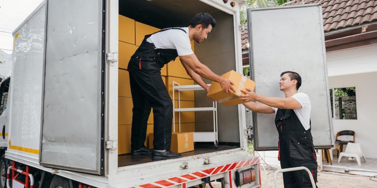 Packing Intelligence: Little-Known Strategies Top Packers and Movers Use for Fragile Items