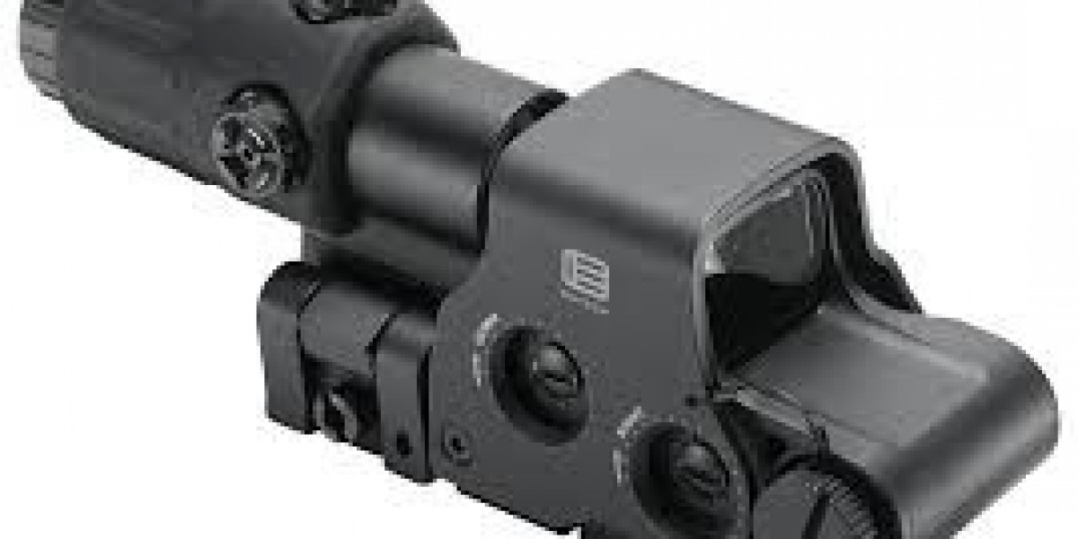 Holographic Sight: Fast Target Acquisition & Precise Shooting