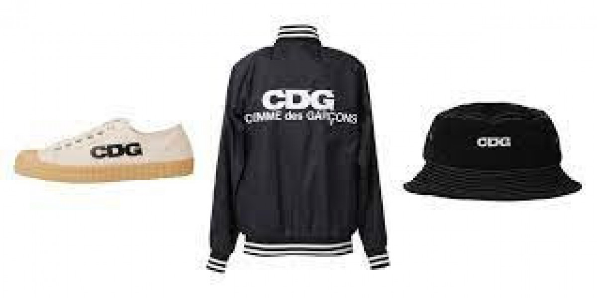 Discover the Artistic Vision Behind Comme Des Garçons Fashion Line