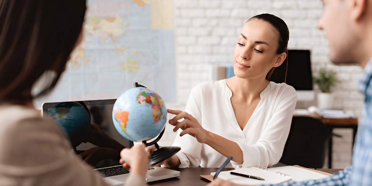 Travel Social Work Jobs: Explore Opportunities and Make an Impact