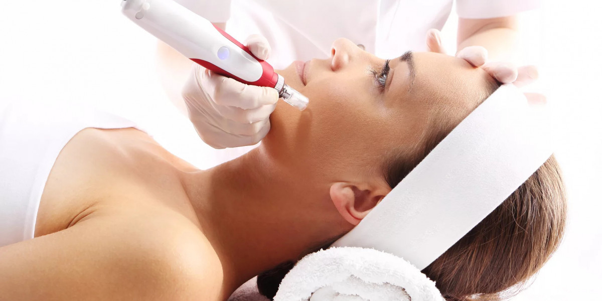Why SleekSkin Aesthetics Is Pakistan’s Trusted Name in Skincare & Beauty