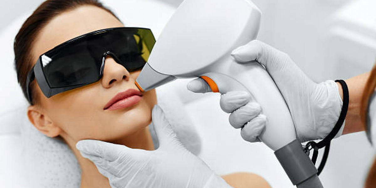 Riyadh's Secret: Effortlessly Smooth Skin is Here