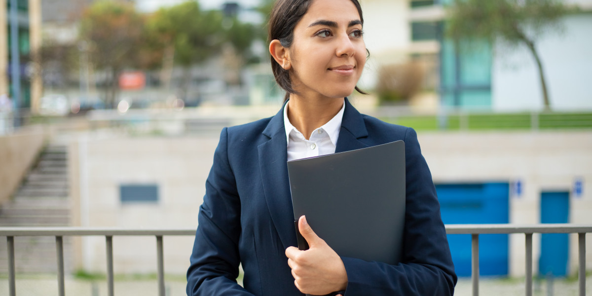 How to Choose the Right University Abroad with Expert Assistance in Mumbai
