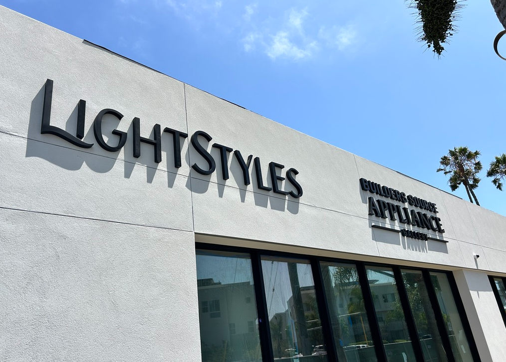 Channel Letters vs. Cabinet Signs: Which Exterior Sign is Best for Your Business?