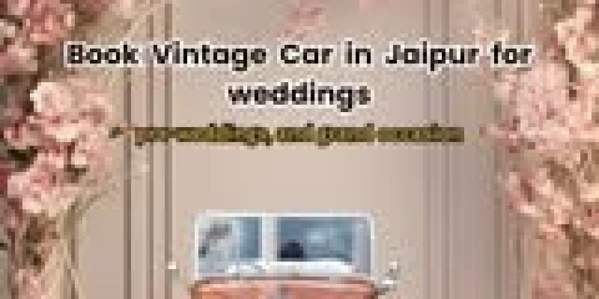 Romantic Winter Rides in Jaipur: Vintage Car Rentals for Couples
