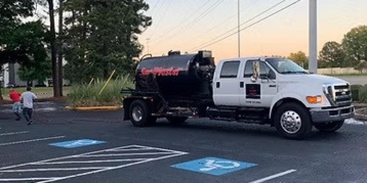 Seal Coating: A Complete Solution for Long-Lasting Asphalt Protection