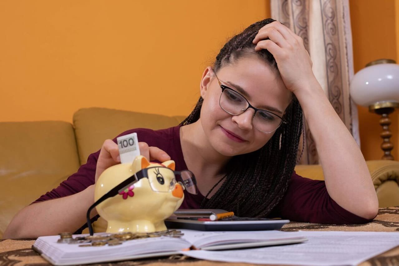 Affordable Living in Preston: Budget Tips Beyond Rent - Urban Hub - Students Accommodation