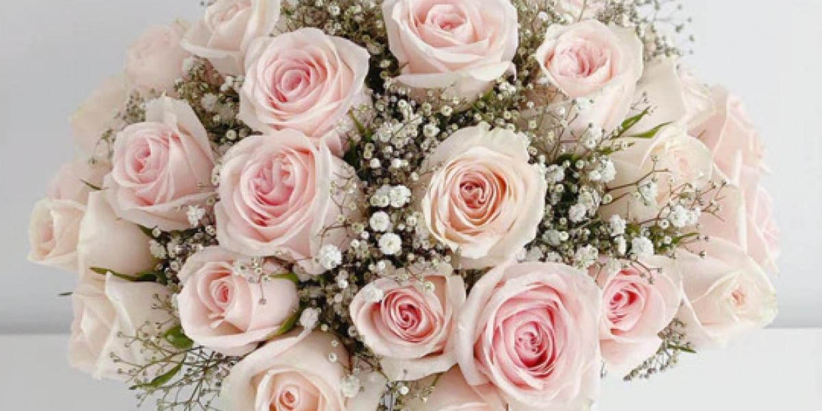 Moments in Bloom: Why Rose Bouquets Never Go Out of Style
