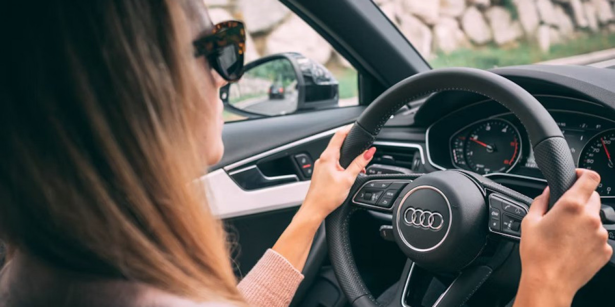 Driving School Scarborough: Master the Road with Crown Driving School Inc.