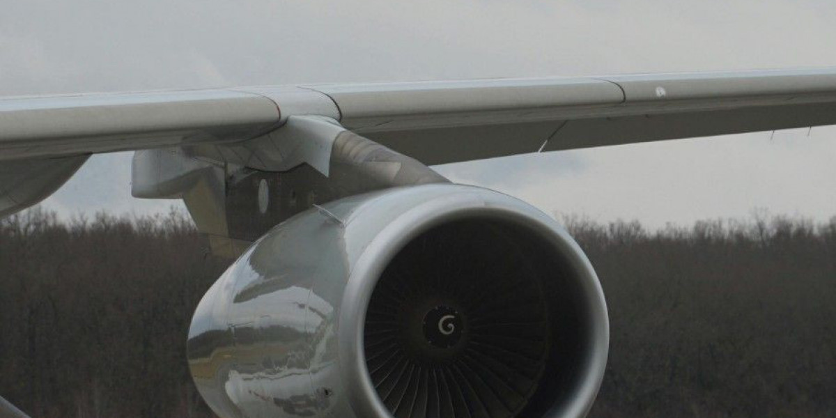 Pilot Training School in India with Modern Aircraft and Simulators