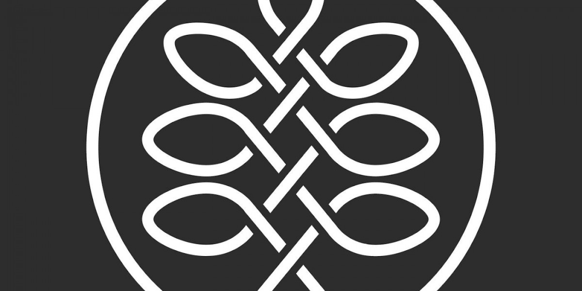 Black Locust Shiplap Siding: A Durable and Stylish Exterior Choice