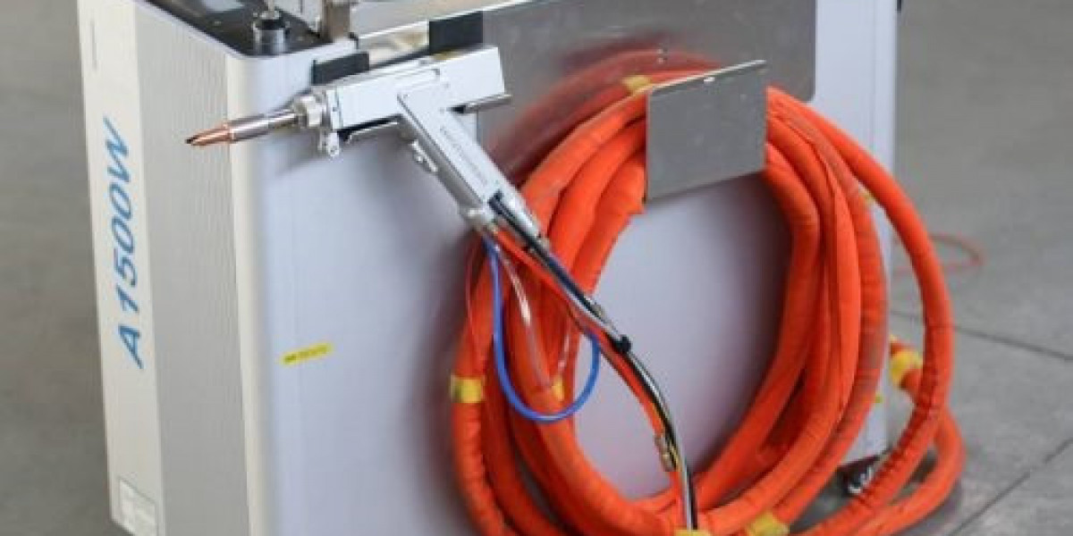 Effizientes Laser Handschweißgerät für präzises Schweißen – Entdecken Sie die Vorteile bei Lasershop