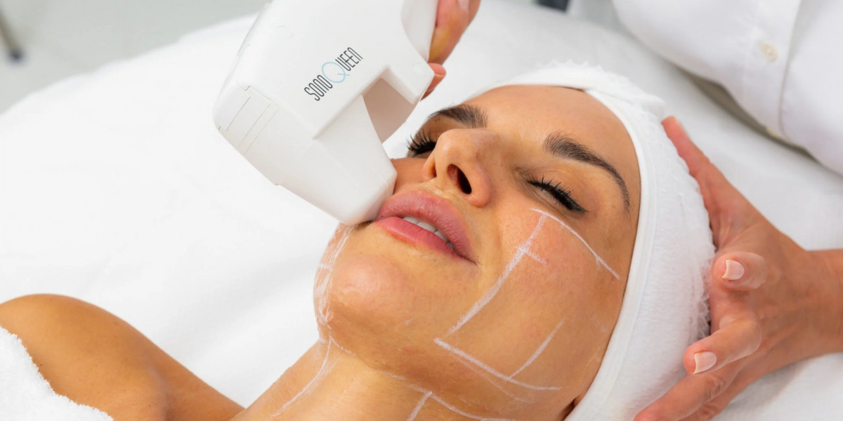 Combining Laser Skin Tightening with Other Treatments