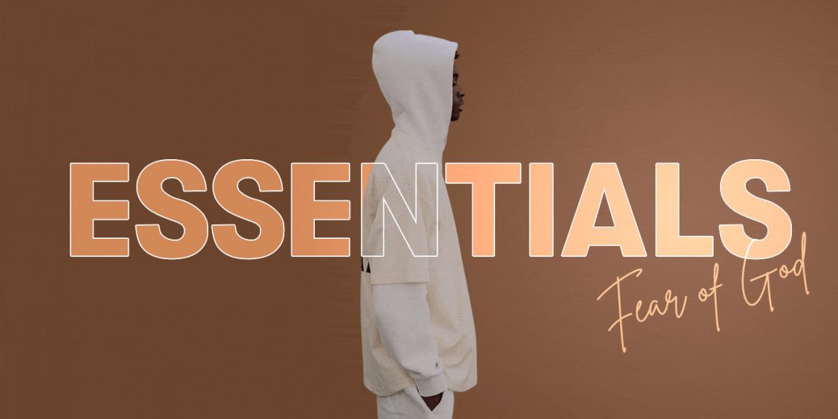 Easy Streetwear Looks Using Essentials Pieces