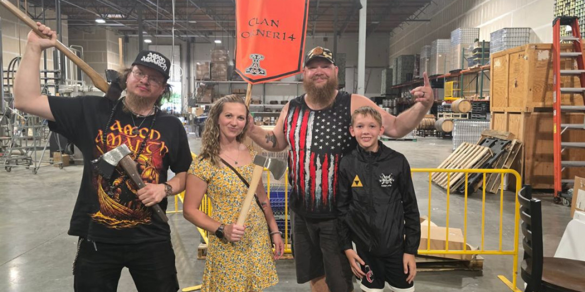 A Beginner’s Guide to Axe Throwing in Portland: Costs, Leagues, and Walk-In Policies