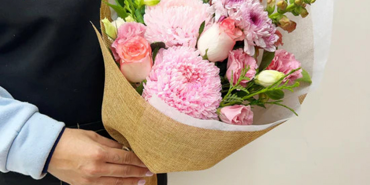 Why Fresh Blooms Remain a Favourite for Every Celebration