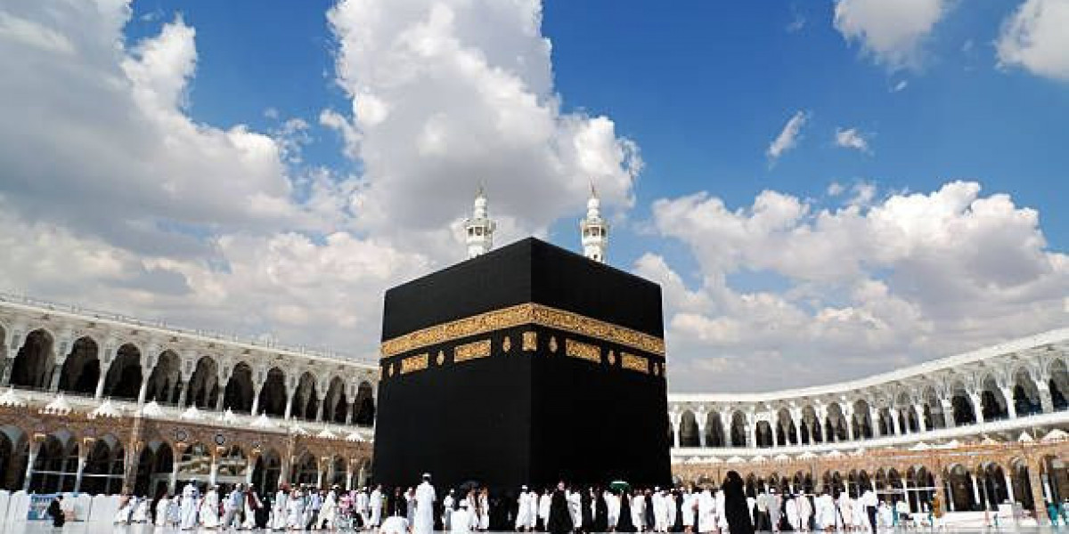 Planning Umrah Packages from Glasgow for a Smooth Journey