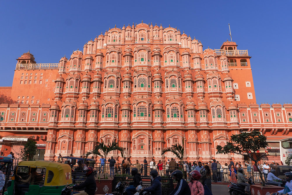 Exploring Jaipur’s Heritage on a Smart Budget